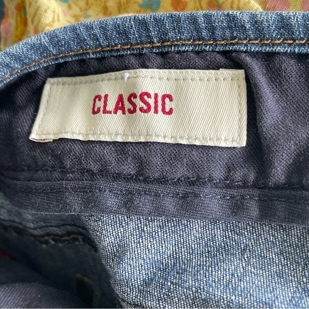 Banana Republic Classic Dark Wash Denim Bermuda Shorts - Picture 8 of 9